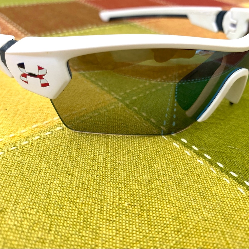 Under Armour Youth Patriotic White Menace Sunglasses - Picture 5 of 15